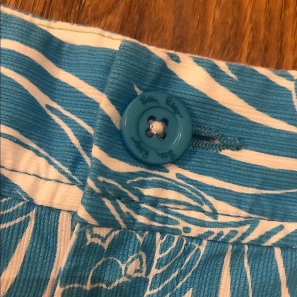Lilly Pulitzer Shorts - Picture 3 of 6